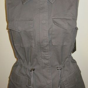 CoffeeShop New York Snap Zip Front Vest